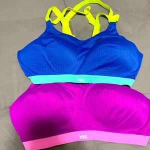 2 Victoria’s Secret Sports Bras 36DD